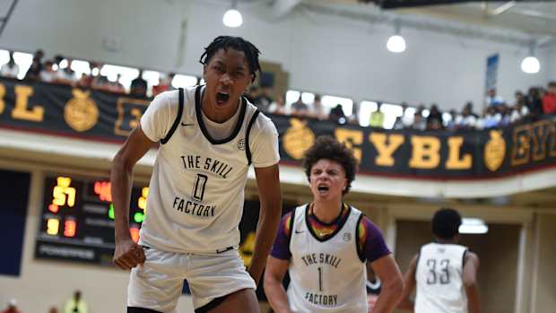 Duke basketball recruiting signee Isaiah Evans